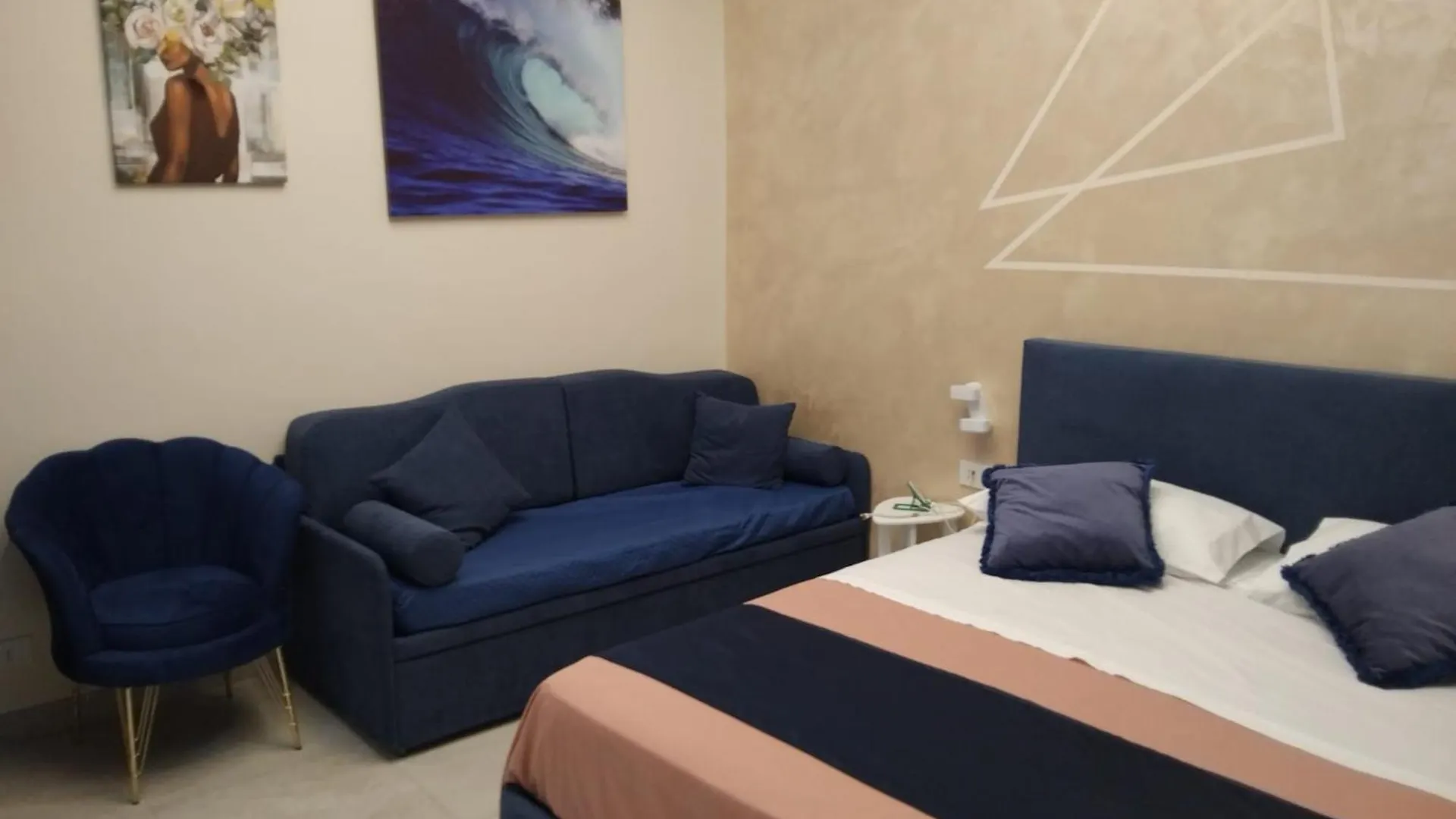 B&B Zia Amalia Naples Italy